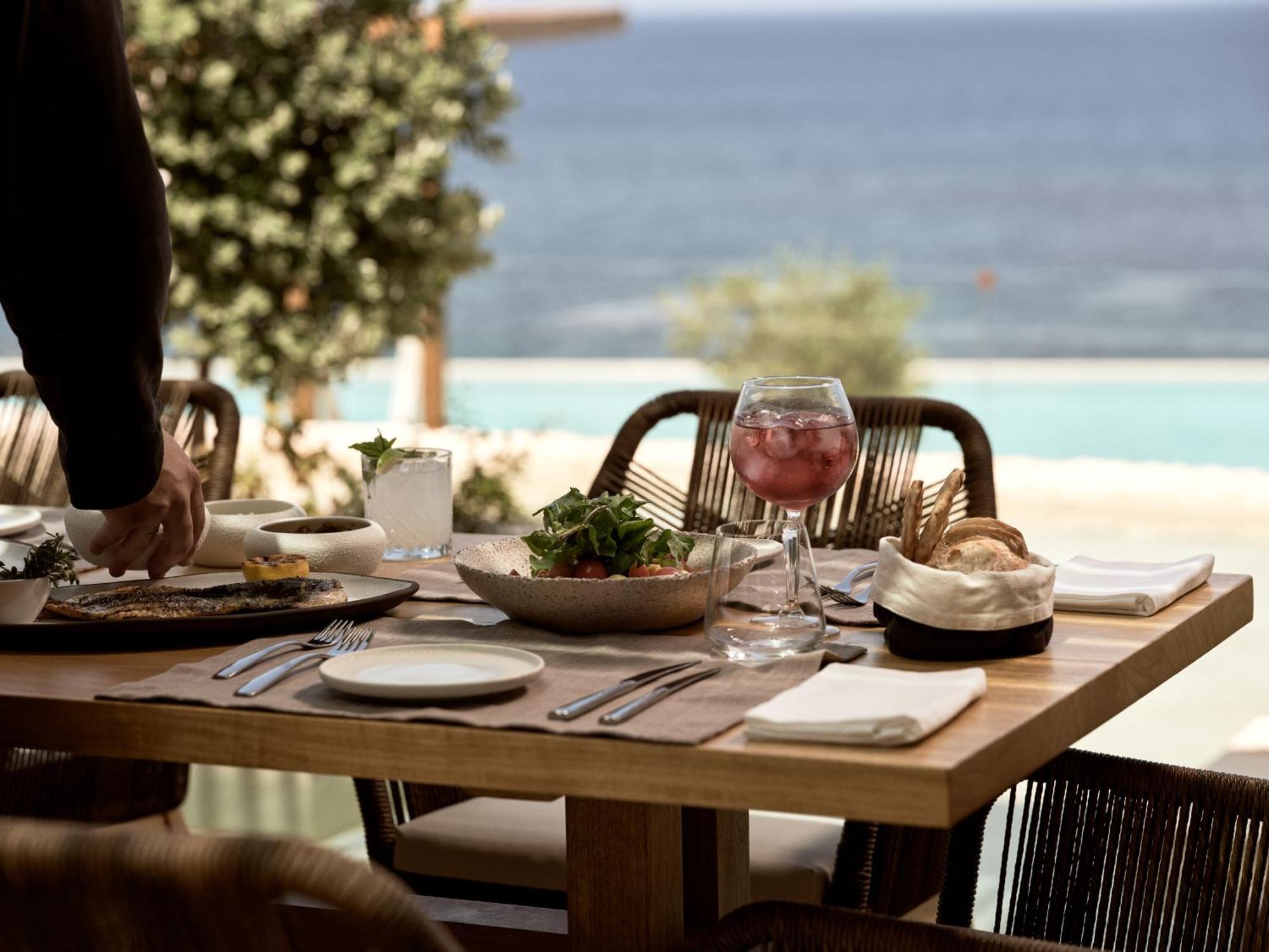 Lesante Cape Resort & Villas - The Leading Hotels Of The World Akrotiri  Bagian luar foto